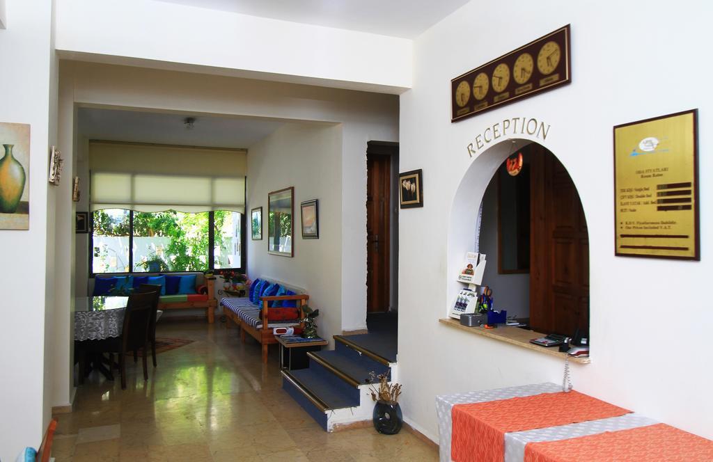 Arya Hotel Çeşme Εξωτερικό φωτογραφία