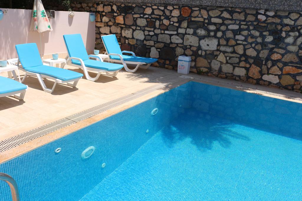 Arya Hotel Çeşme Δωμάτιο φωτογραφία