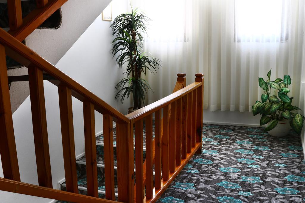 Arya Hotel Çeşme Εξωτερικό φωτογραφία