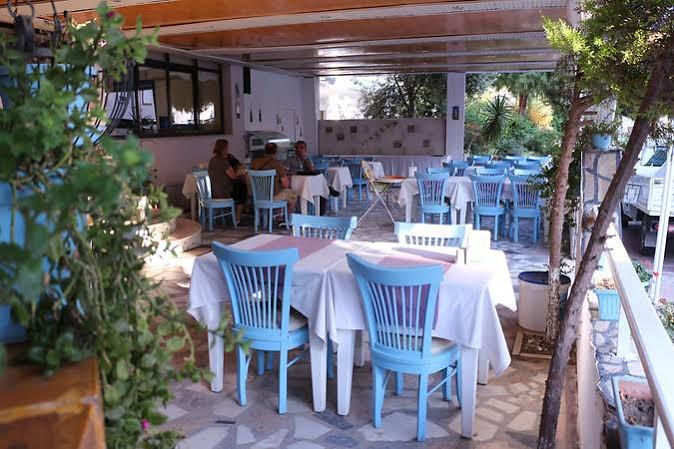 Arya Hotel Çeşme Εξωτερικό φωτογραφία