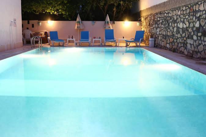 Arya Hotel Çeşme Εξωτερικό φωτογραφία